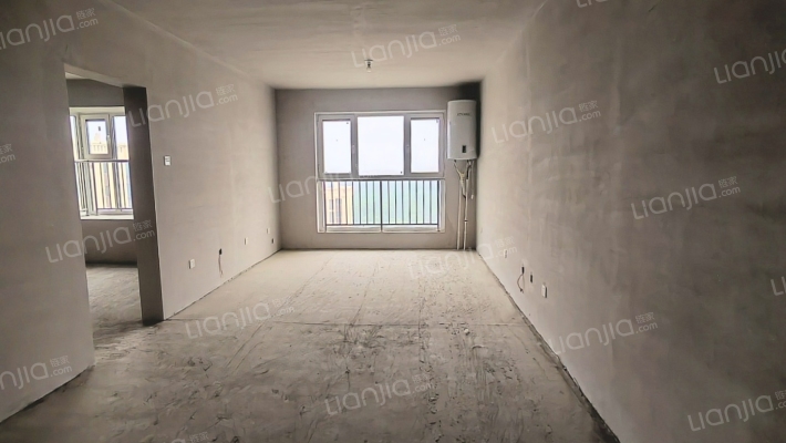 业主换房急售，明厨明卫通透三居，随时看房-客厅