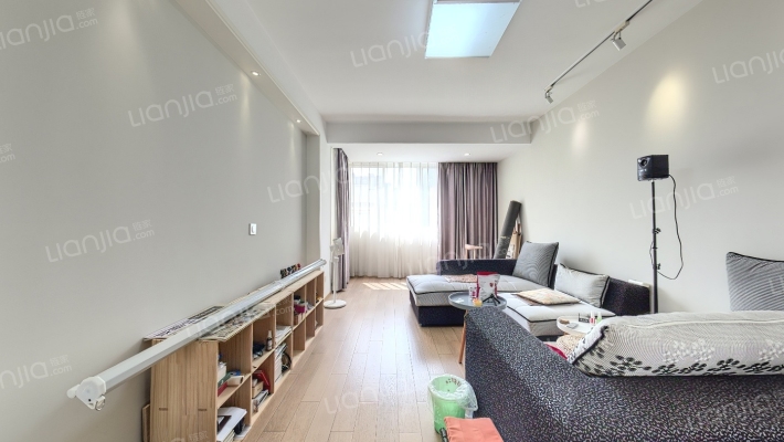 公桥新村二手房实景图