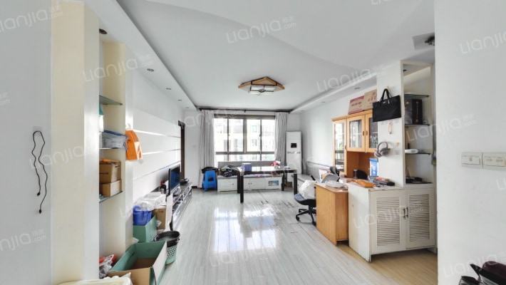 英伦风尚二手房实景图