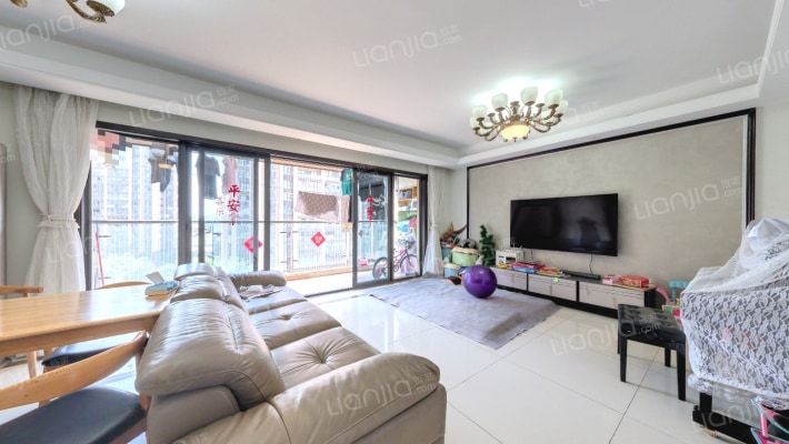 蓝光金悦城二手房实景图