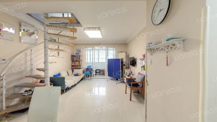 海霞佳苑二手房实景图