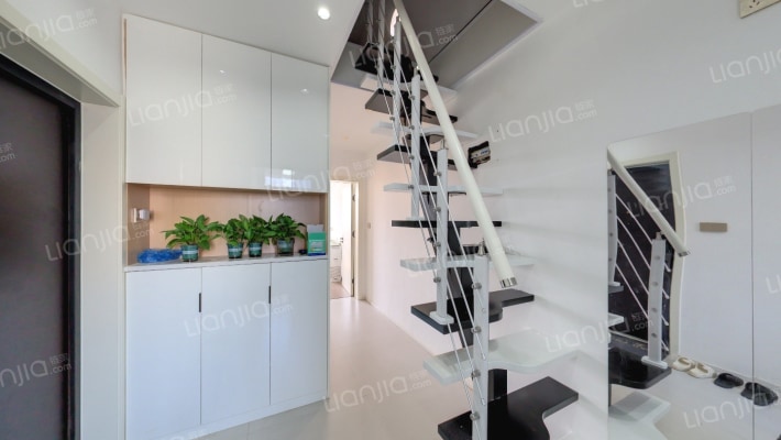 新安中心街二手房实景图