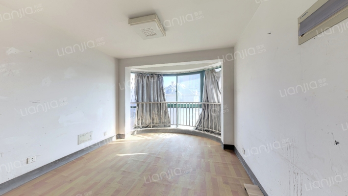 中园花苑二手房实景图