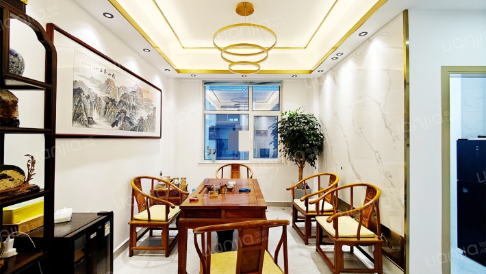 贵和天锦二手房实景图