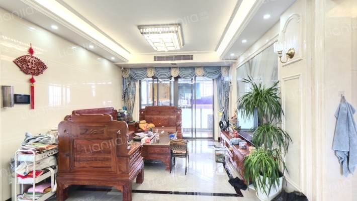 康怡名居二手房实景图