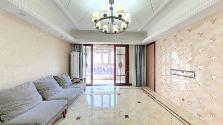 金地·格林自在城三期二手房实景图