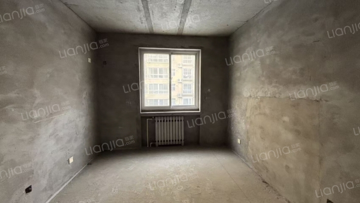 小区位置购物交通方便     小区物业好   环境优美-卧室B