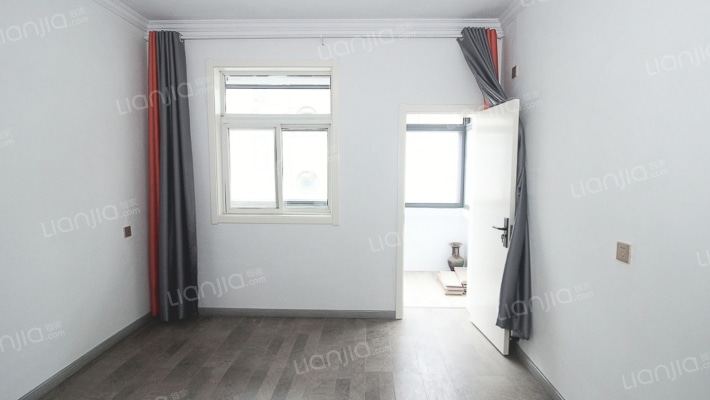 曙光街西段29号院二手房实景图