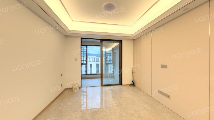 世茂帝封江A区二手房实景图