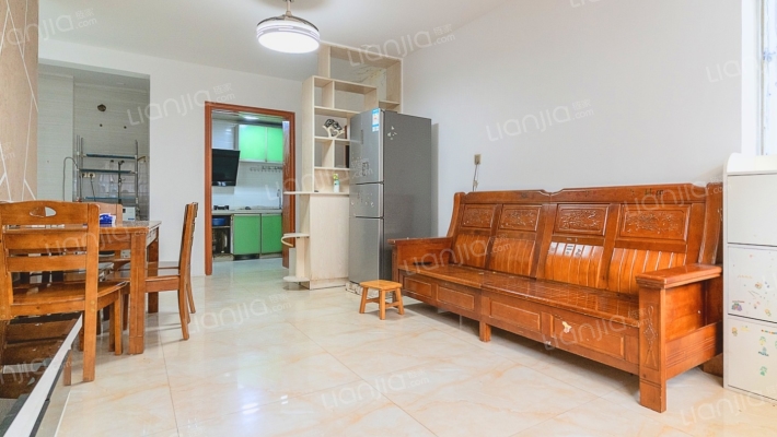 好运公寓二手房实景图