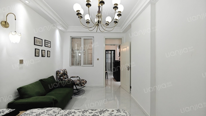 二轻局宿舍二手房实景图