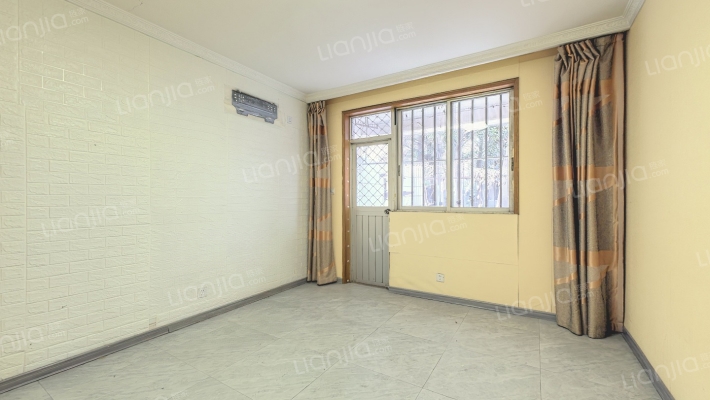 曹杨八村(益达苑)二手房实景图