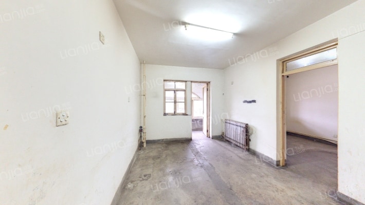 莹津里二手房实景图