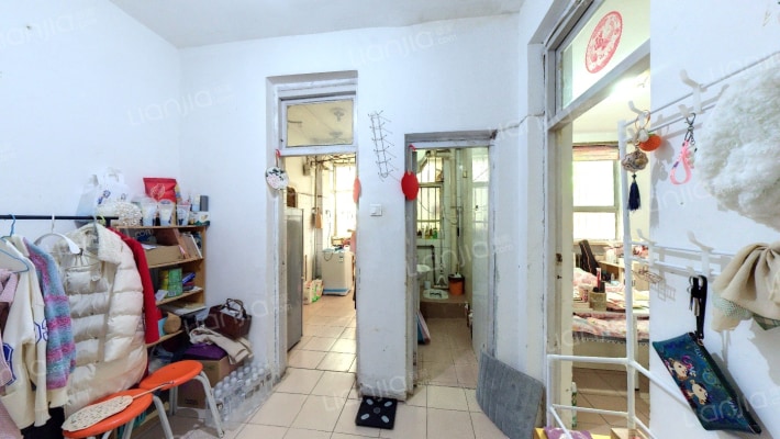 省保险公司宿舍二手房实景图