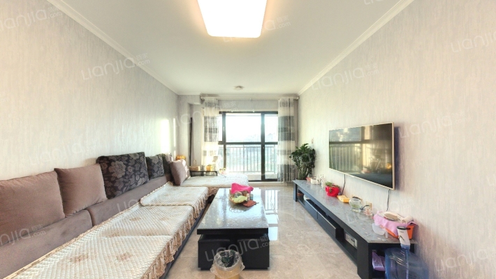 大名城D区蓝郡二手房实景图