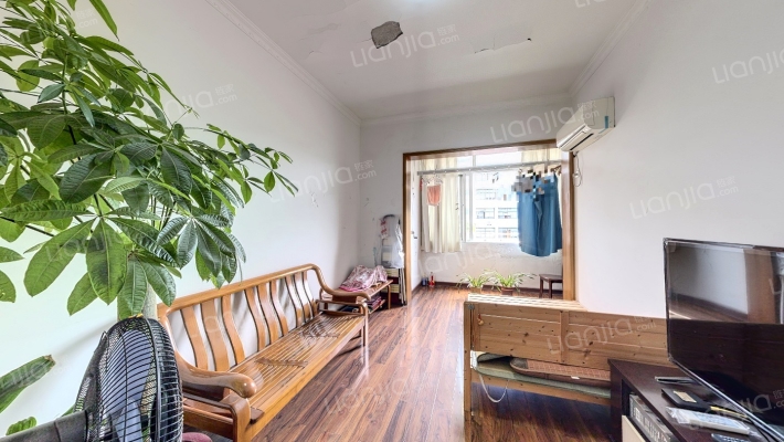 中山中路279弄二手房实景图