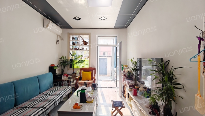 汽车制造厂宿舍二手房实景图