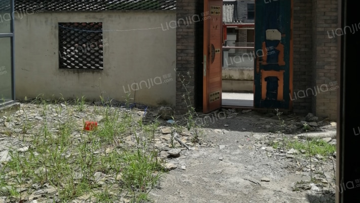 龙苑二手房实景图