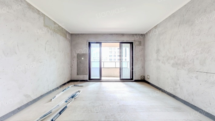 鲁能泰山7号九街区二手房实景图