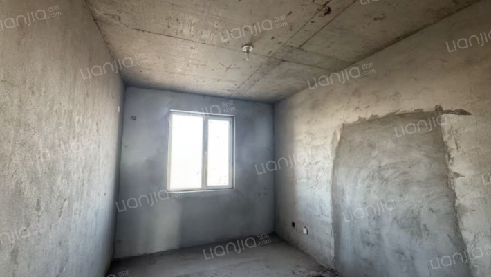 涿州码头商圈温莎假日电梯房南北通透两居室出售-书房