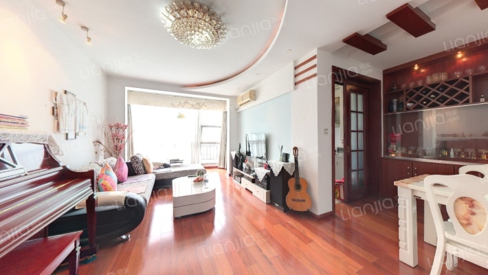 博思公寓二手房实景图