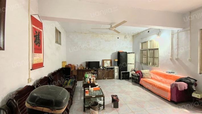 卧佛寺街四巷二手房实景图