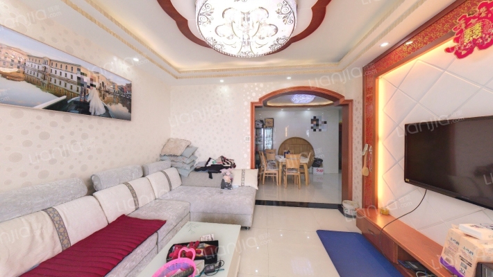 水岸名府二手房实景图