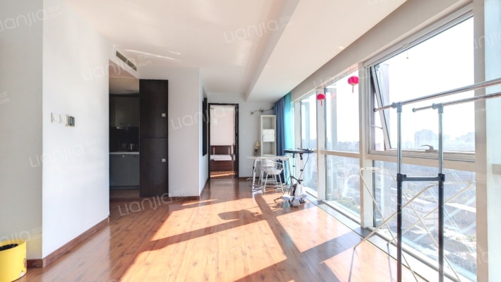 公园1872国际公寓二手房实景图