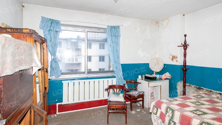 表公司大院二手房实景图