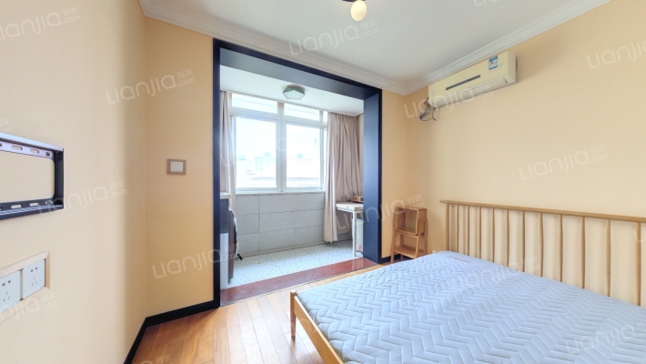 运光路100弄二手房实景图