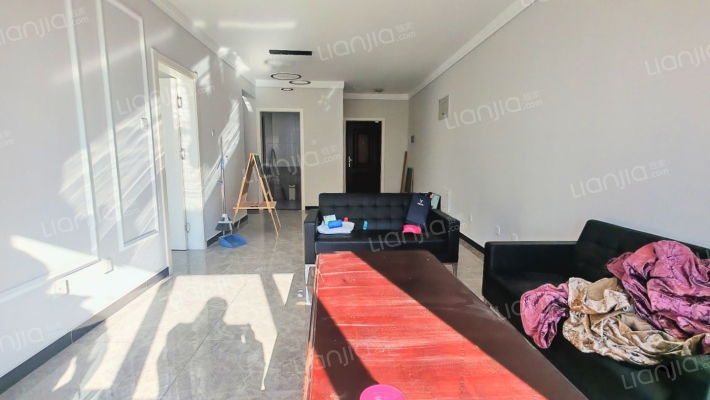 三利中和城二期C区 2室1厅 南-客厅