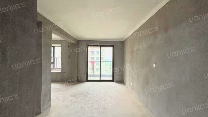 山海珑湾二手房实景图