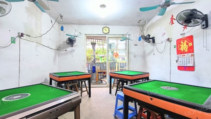 登云佳园北区二手房实景图