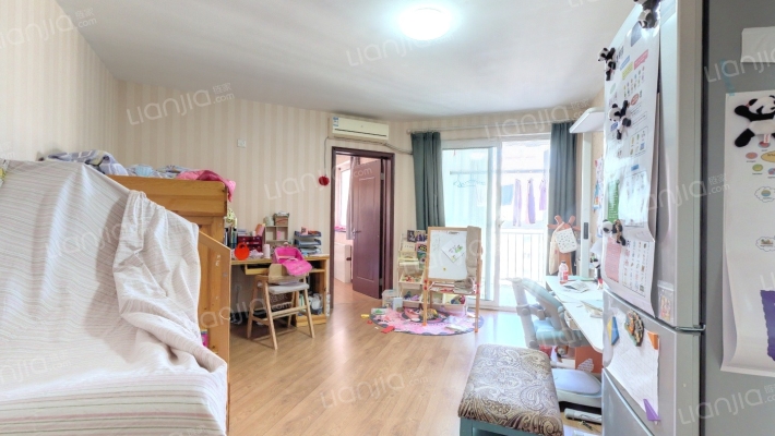 水利新宿舍二手房实景图