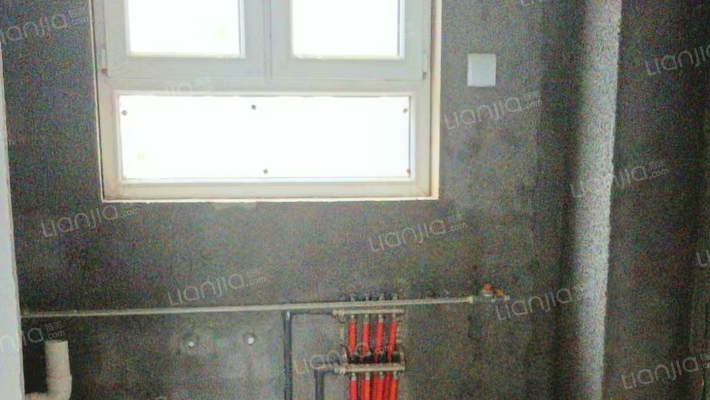 一线河景美宅，标准现房，即买即住-厨房