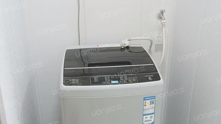 南北通透，精装修，成熟社区 ，采光无遮挡-淋浴间