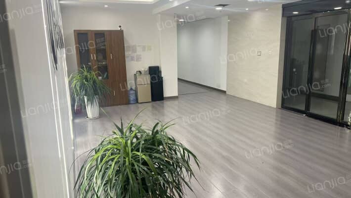 中央金座二手房实景图