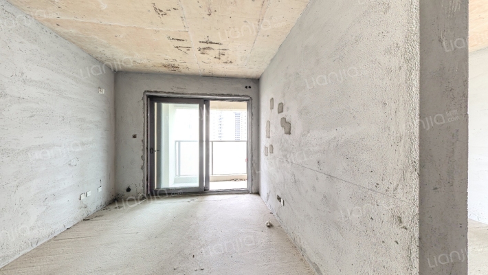 融创海映兰屿二期二手房实景图