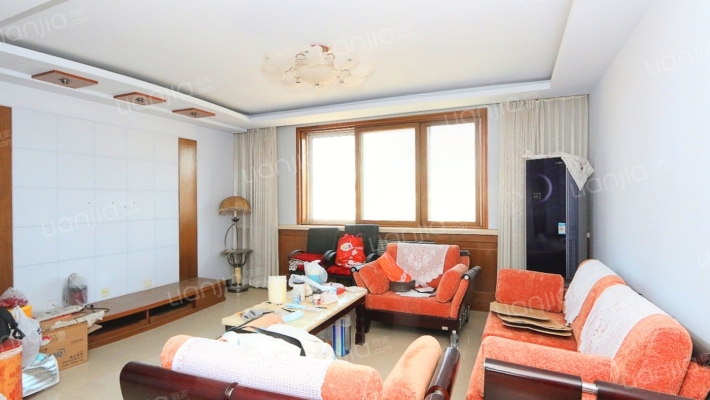 新兴路1号院二手房实景图