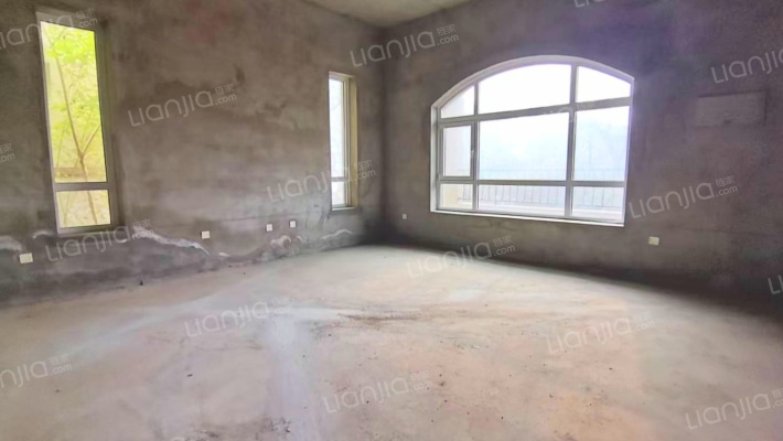 北京西南 京都颐和城264平南入户 大院子的联排别墅-客厅