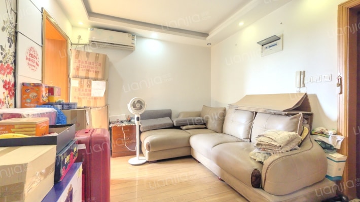 新翔家园二手房实景图