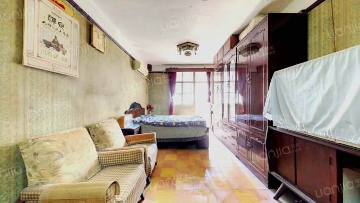 斜土路1358弄二手房实景图