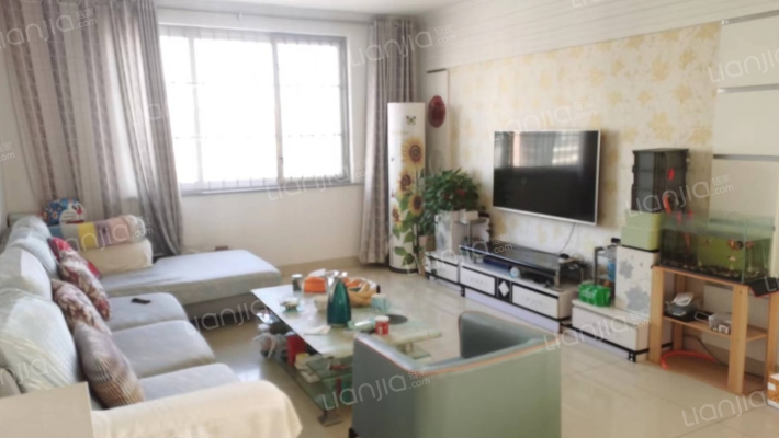 蔚蓝海岸二手房实景图