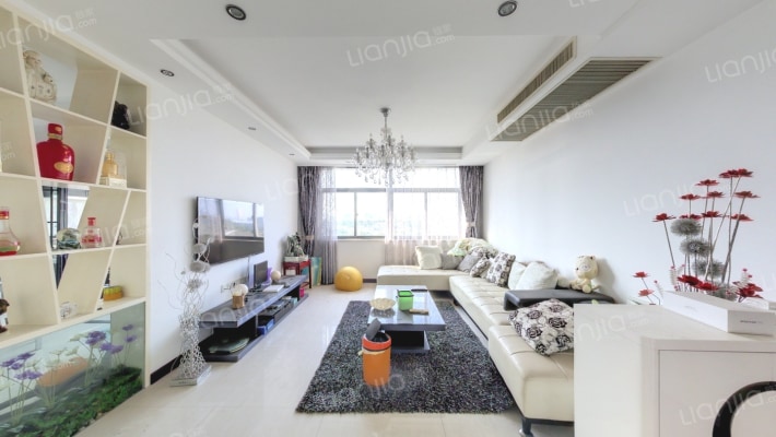 镇南路626号二手房实景图