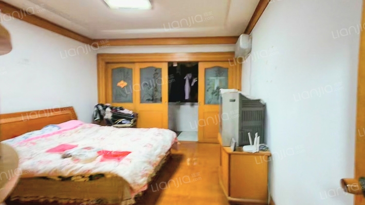 蚊帐厂宿舍二手房实景图