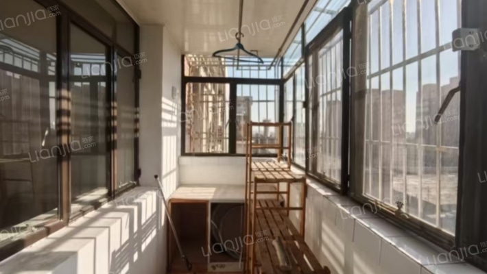 南北通透板楼 公摊小 证满税低-阳台