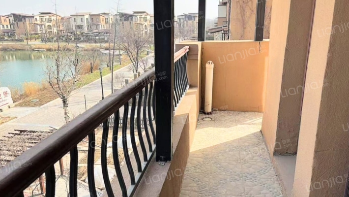 京都颐和城爱丁堡别墅区 万亩大盘 管家式服务-露台