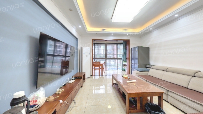 怡和新居二手房实景图