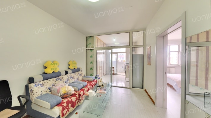 富强C区二手房实景图