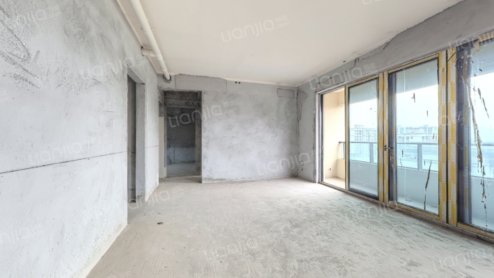 云山长麓二手房实景图